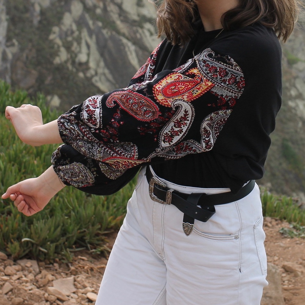 Patterned Sleeve Top